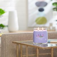Yankee Candle Lilac Blossoms Medium Jar Extra Image 1 Preview